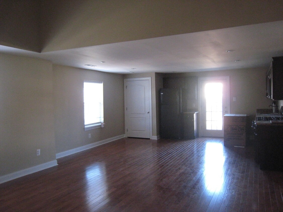 Photo - 224 York Road