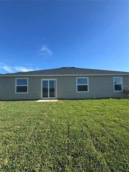 Building Photo - 4220 SW 82nd Ln