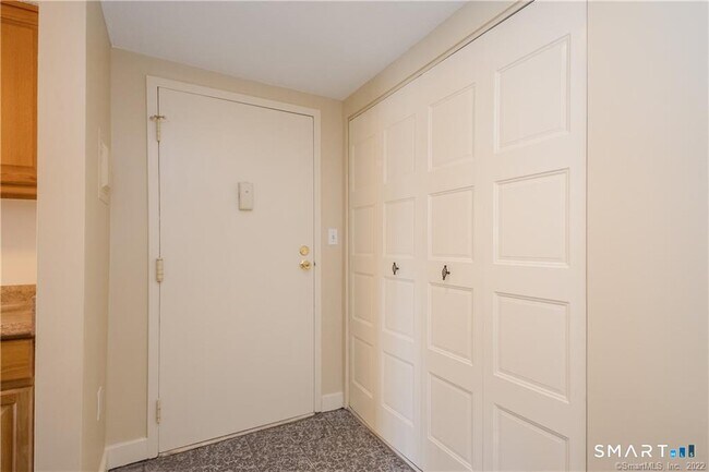 Foto del edificio - 57 Brookwood Dr