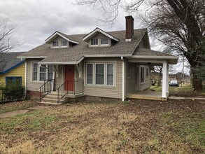 Building Photo - 1436 Meridian St