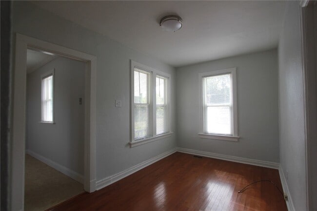 Building Photo - 3362 Edmundson Rd