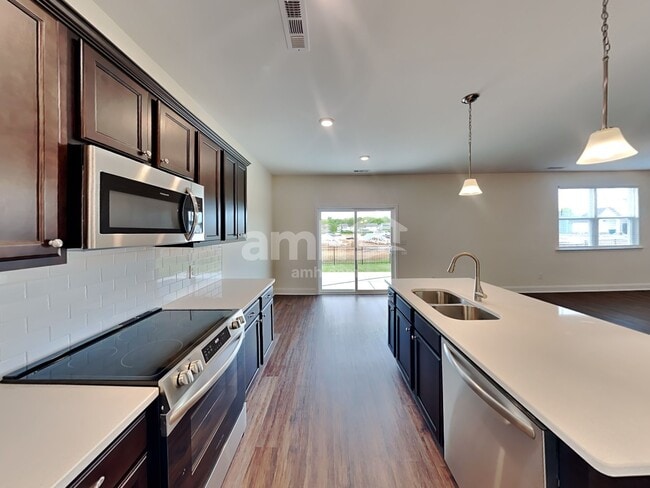 Foto del edificio - 5316 Virtue Ave