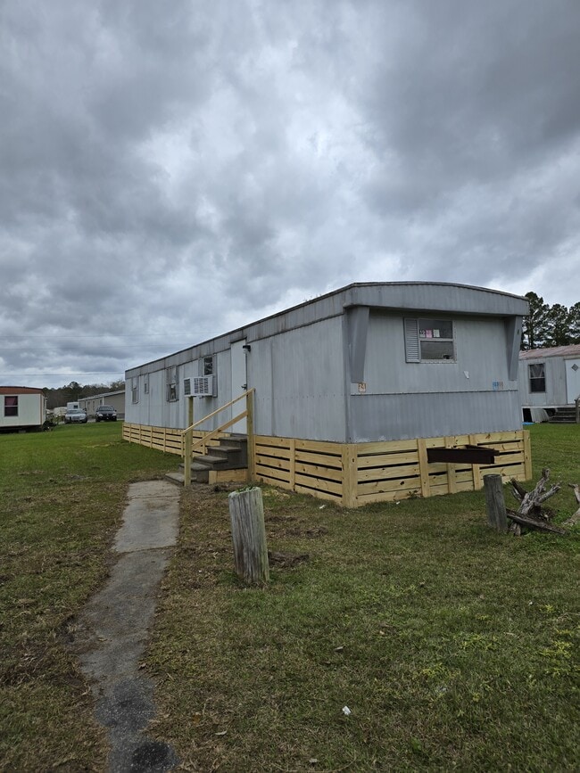 Building Photo - 8582 Rye Patch Rd