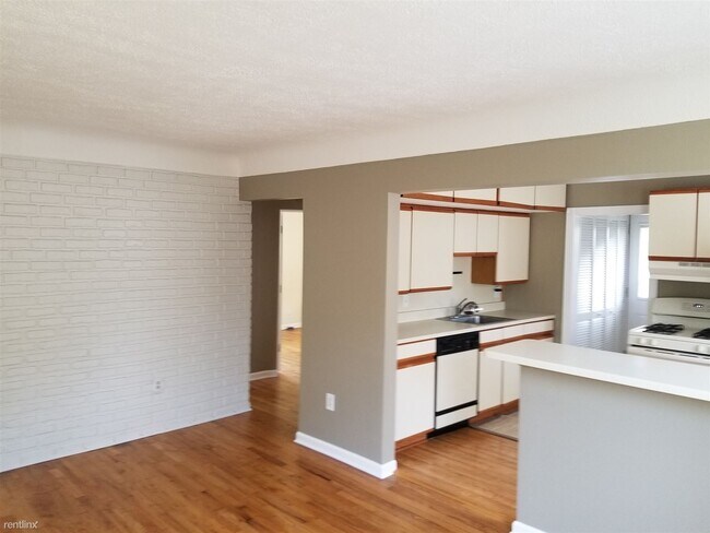 Building Photo - 2 br, 1 bath House - 30184 Brush St 30184 ...