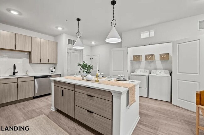 Building Photo - 13450 Perdido Key Dr