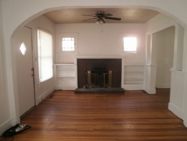 Building Photo - 4026 Lipan St
