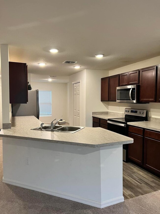 Foto del edificio - 2371 SW Chestnut Ln