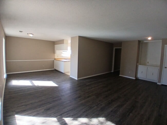Photo - Spacious 3 bedroom 2 bath home - Open To Section 8