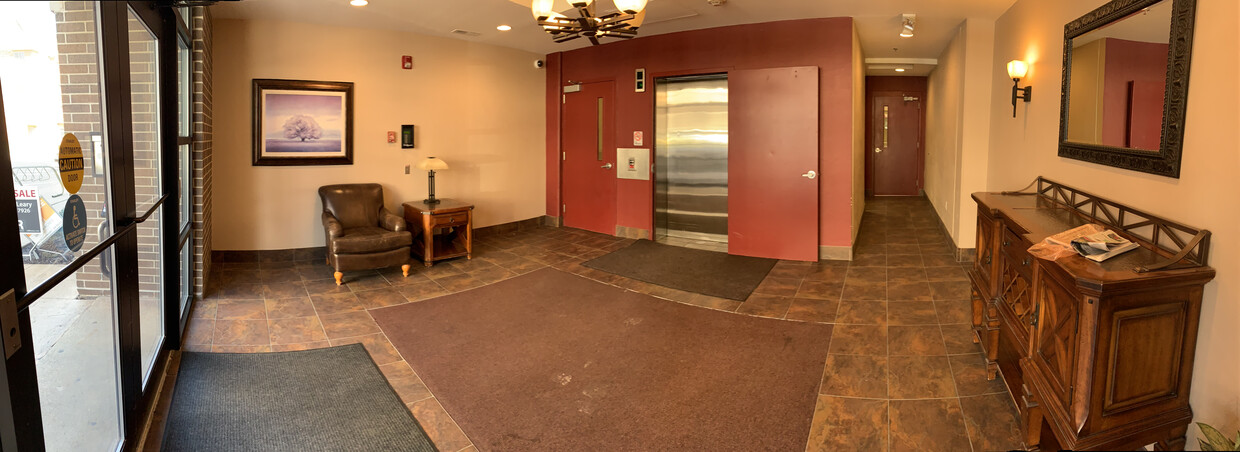 secured lobby, elevator - 332 S Linn St