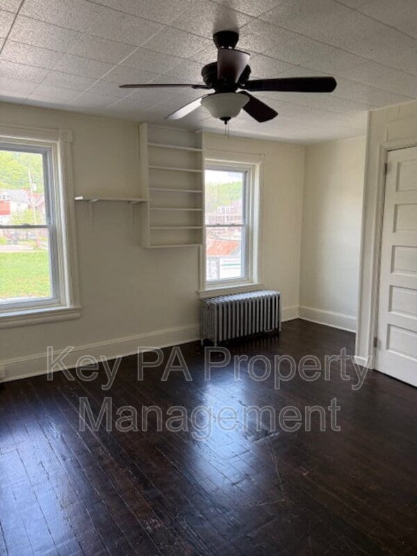 Building Photo - 226 Charles St