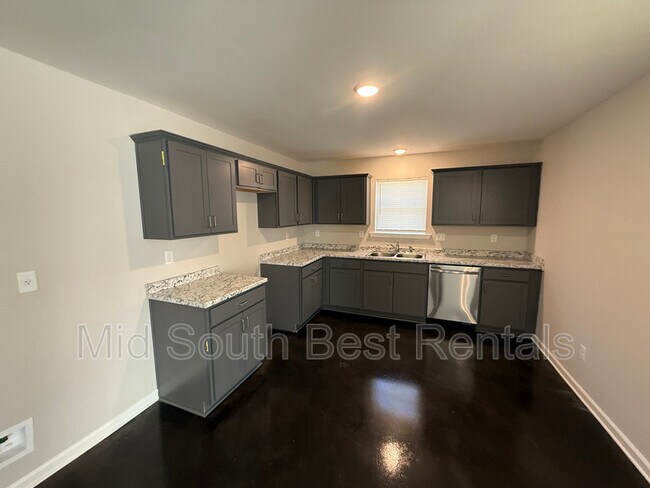 Foto del edificio - 2860 Nathan Ave