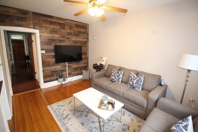 Foto principal - 2971 S Lyman St
