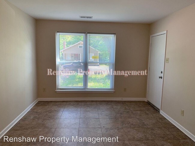 Foto del edificio - 2 br, 1 bath House - 3226 Lyndale Ave.