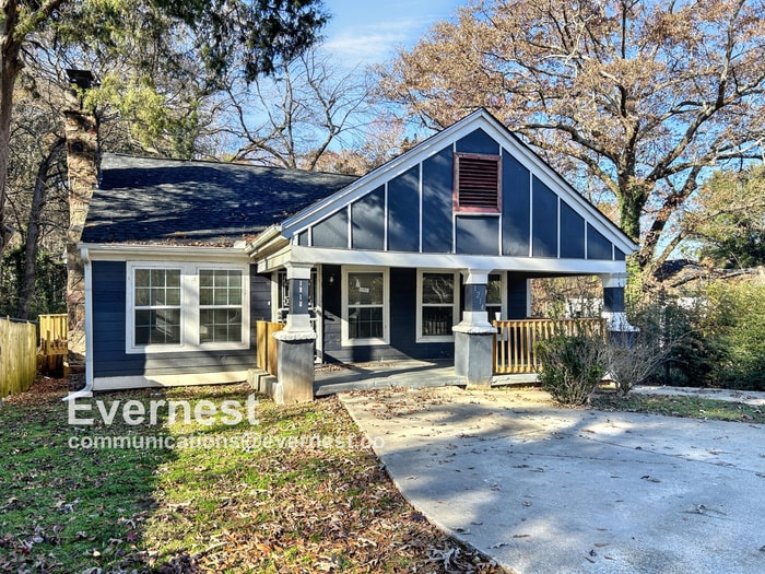 Primary Photo - 1214 Bolton Rd NW