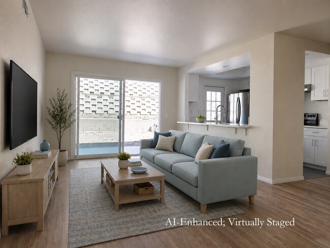 Foto del edificio - Private But Close to Everything in Oceanside!