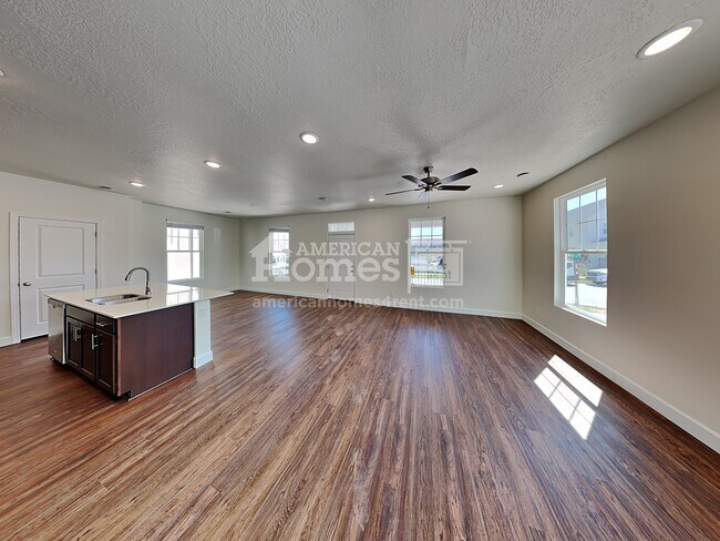 Building Photo - 6072 W Arranmore Drive