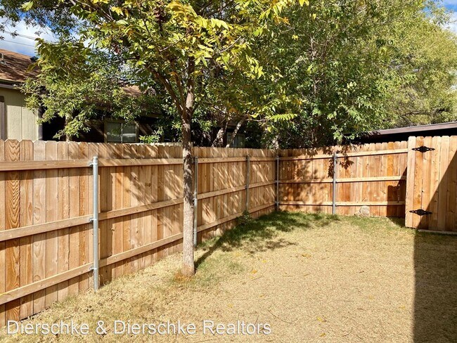 Foto del edificio - 3 br, 2 bath House - 3520 Juanita