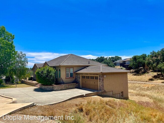 Building Photo - 4 br, 2 bath House - 9060 South Wallace La...