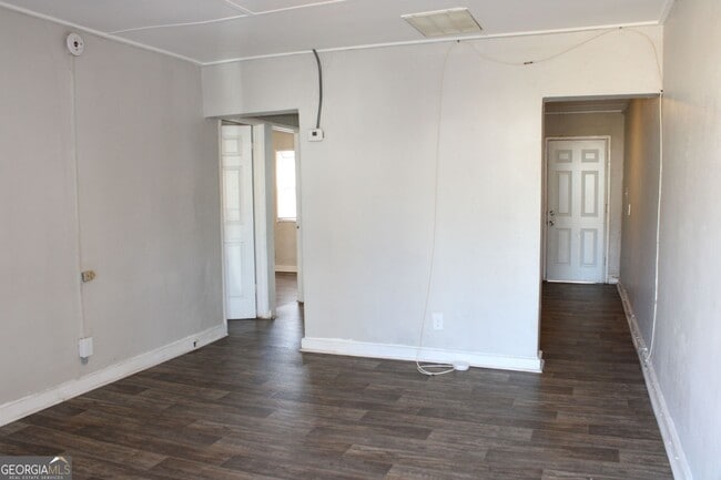 Building Photo - 700 Neal St NW