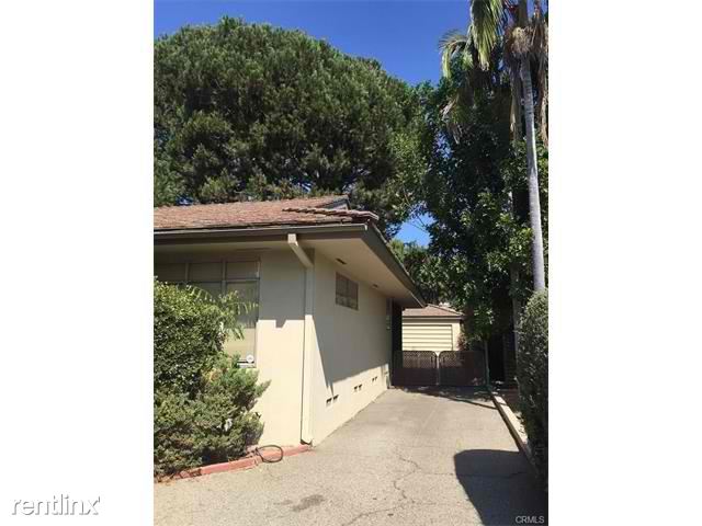 Foto del edificio - 2209 E California Blvd