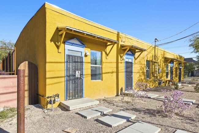 Building Photo - 839 S 8th Ave