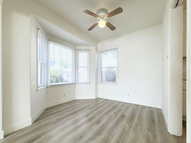 Foto del edificio - Coastal Charm Full of Upgrades!