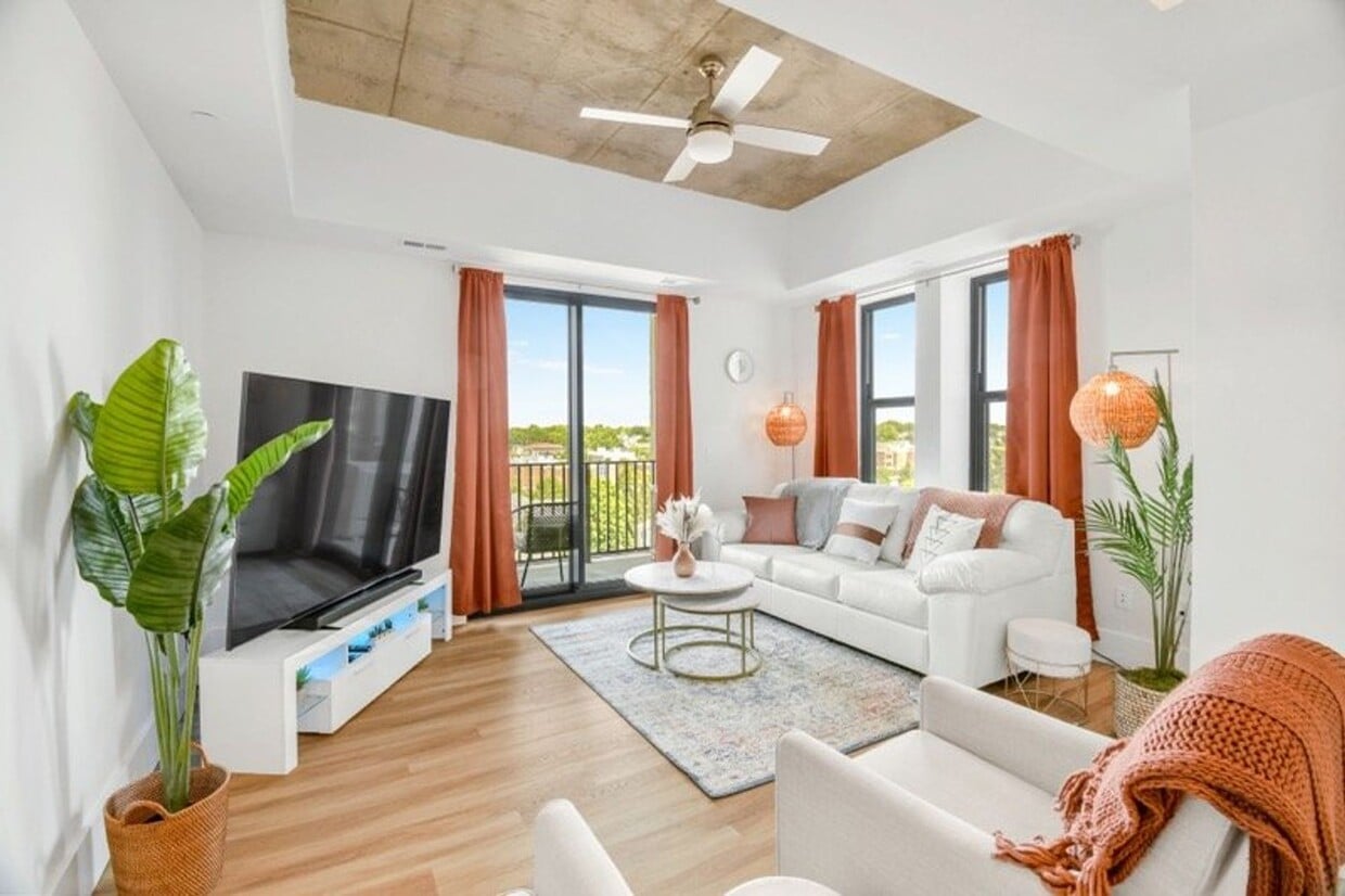 300 East Apartments - 300 East Apartments