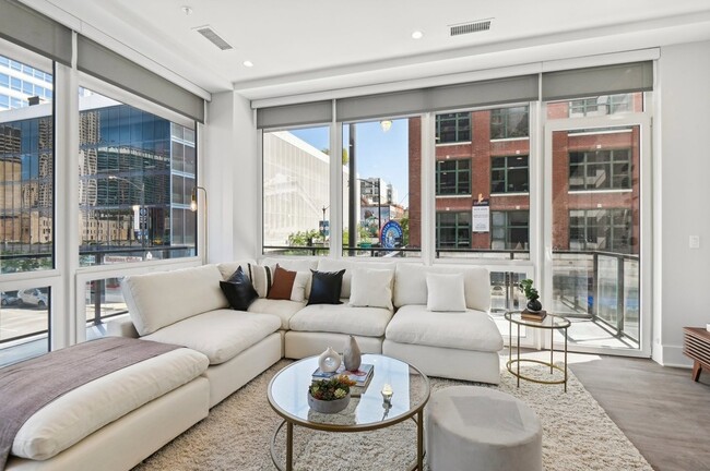 Foto del edificio - 812 W Adams Street Unit 3
