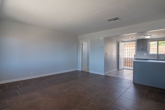 Foto del edificio - COMING SOON! 2 Bedroom 2 Bathroom 2-Story Apartment in Desert Hot Springs