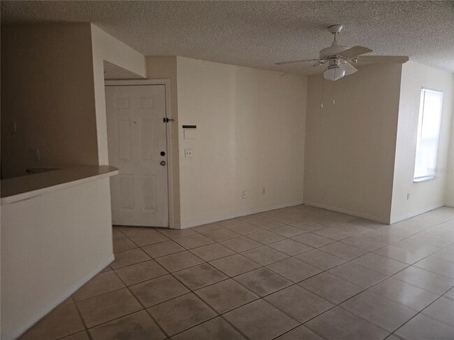Building Photo - 4540 Commander Dr