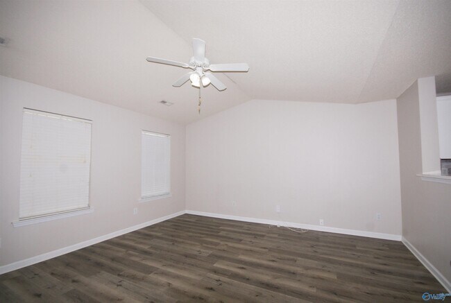 Foto del edificio - 109 Sandy Hollow Dr NW