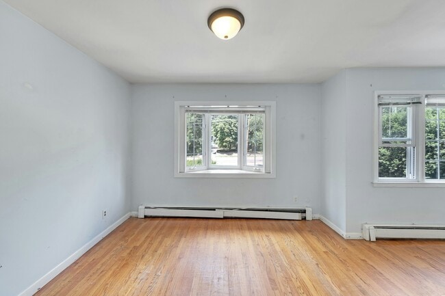 Foto del edificio - 106 Hillside Ave