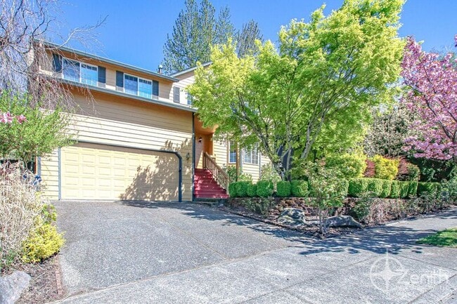 Photo - 3907 SE Sunrise Dr House