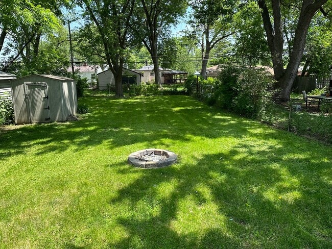 Building Photo - 24332 Bolam Ave