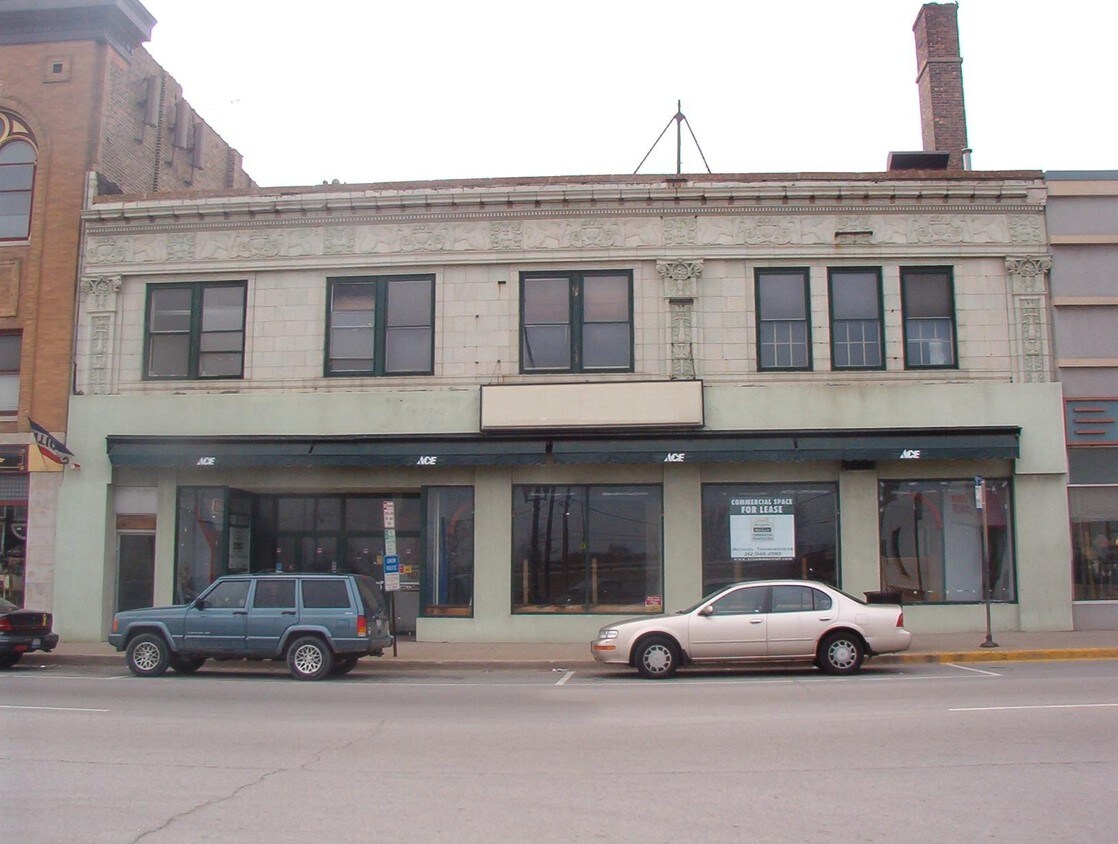 Foto principal - 13102 S Western Ave