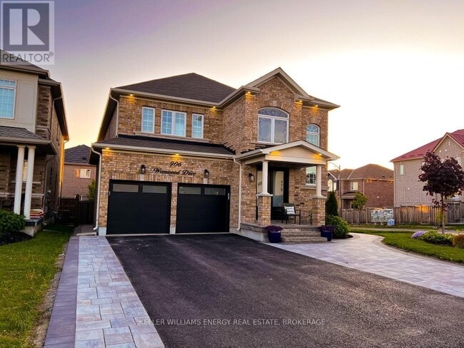 Building Photo - 906 Wrenwood Dr