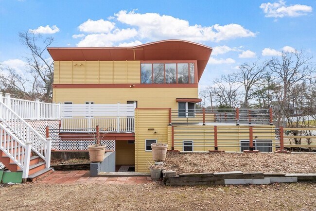 Foto del edificio - 5 Avondale Ave