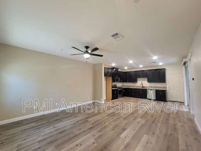 Foto del edificio - 3805 Amelia Rose Way