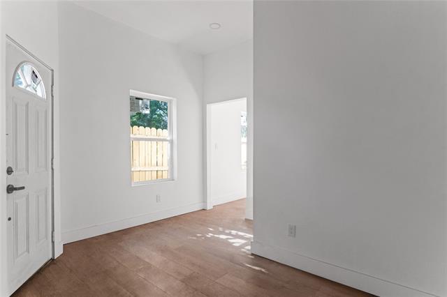 Foto del edificio - 1641 E Tucker St