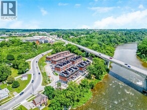 Building Photo - 2 Willow St