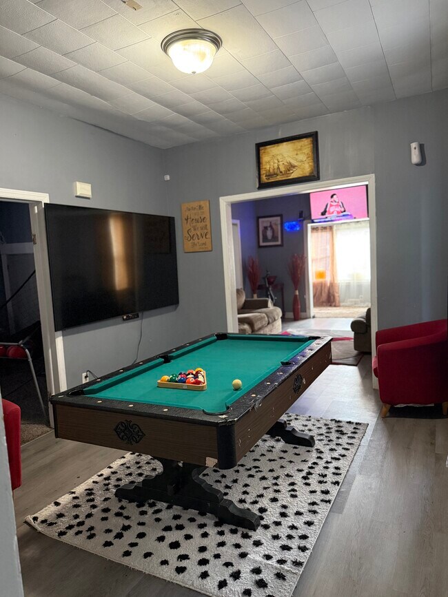 Building Photo - 12034 S Eggleston Ave