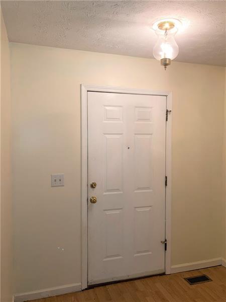 Building Photo - 3968 Hidden Hollow Dr