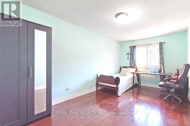 Photo du bâtiment - 45 Dundalk Dr