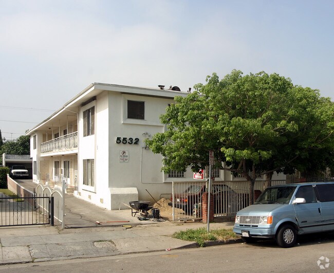 Building Photo - 5532 Lexington Ave
