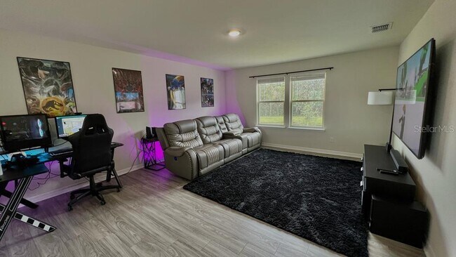 Foto del edificio - 17108 Basswood Ln