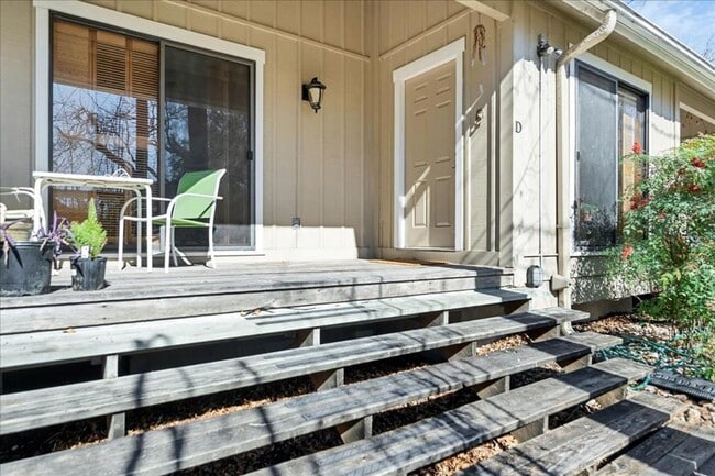 Photo - 2904 Pearl Unit D Townhome