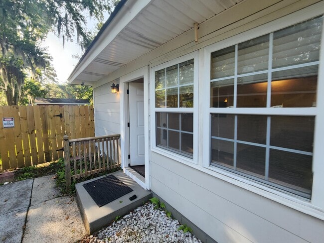 Building Photo - 5014 Spartan Dr