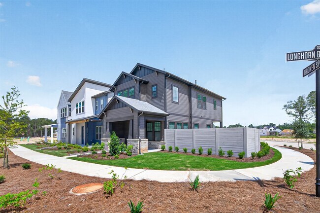 Foto del edificio - 7802 Longhorn Ballroom Dr