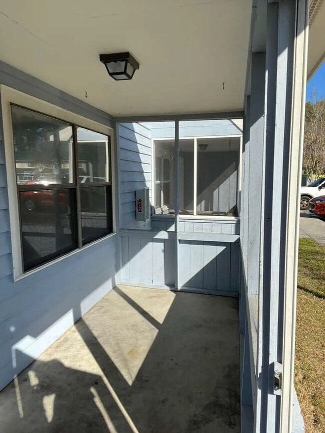 Photo - 1233 Shalom Dr Townhome
