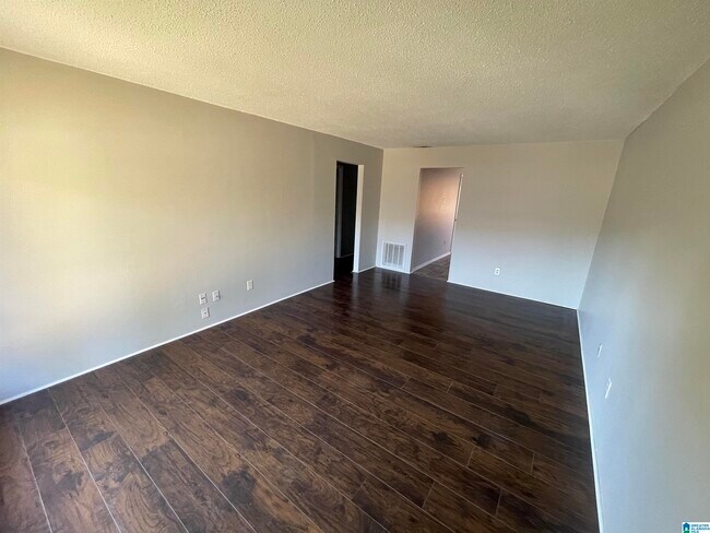 Building Photo - 2302 Grayson Valley Cir